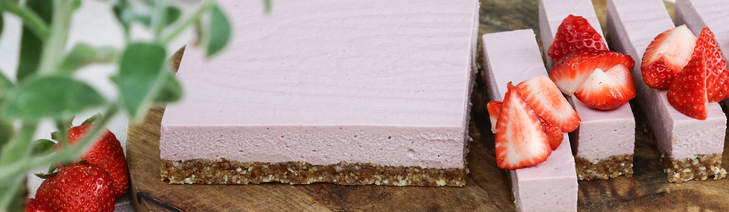 Strawberry & Lime Raw Vegan Slice