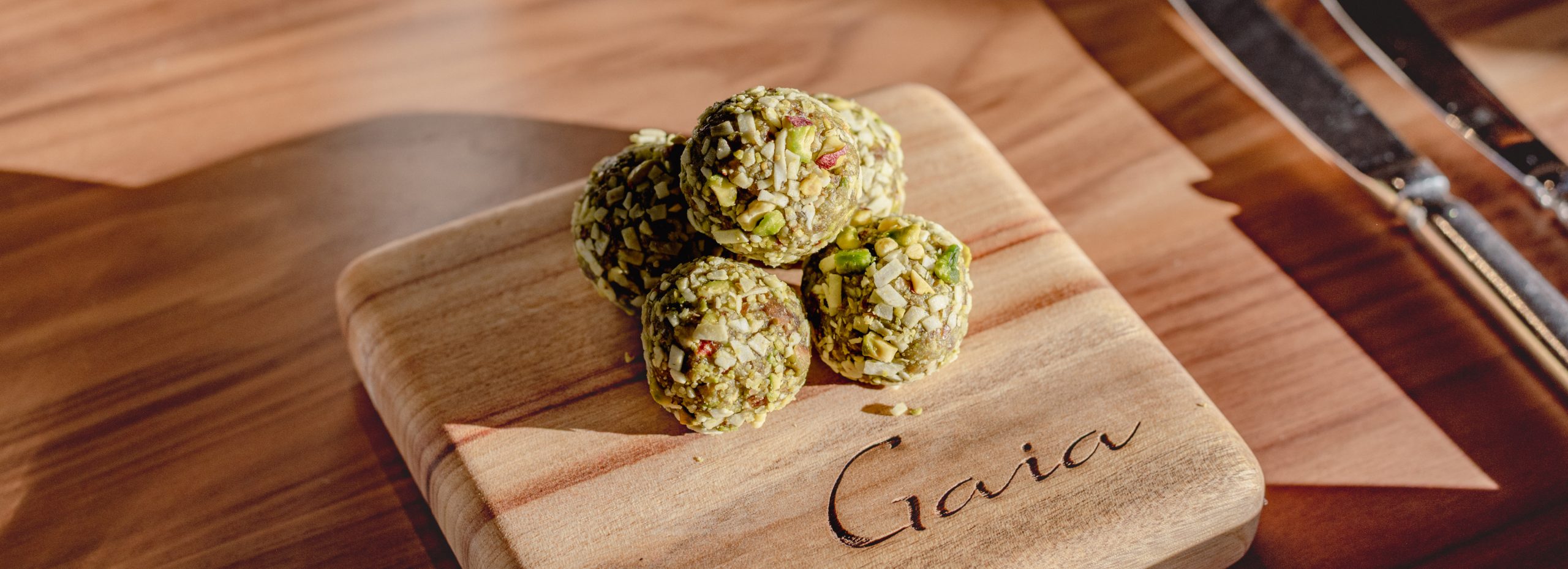 Matcha and Pistachio Bliss ball